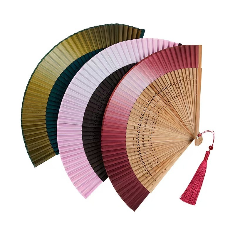 Eco-Friendly Bamboo Hand Fan with Carved Technique and Pantone Color for Wedding Decoration